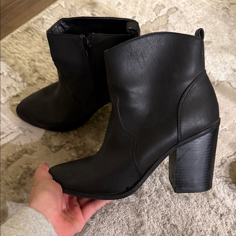 Express Black Heeled Ankle Boots